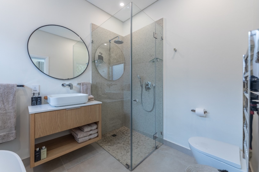 To Let 2 Bedroom Property for Rent in Sea Point Western Cape